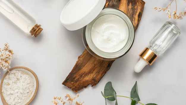 خرید برندهای معتبر آرایشی بهداشتی در شیراز؛ چطور انتخاب درستی داشته باشیم؟